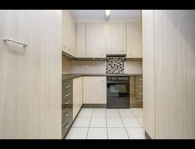 3 BEDROOM APARTMENT FOR SALE IN HUMEWOOD